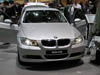 BMW320i-1