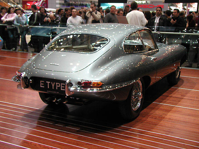 Jaguar_E-Type1